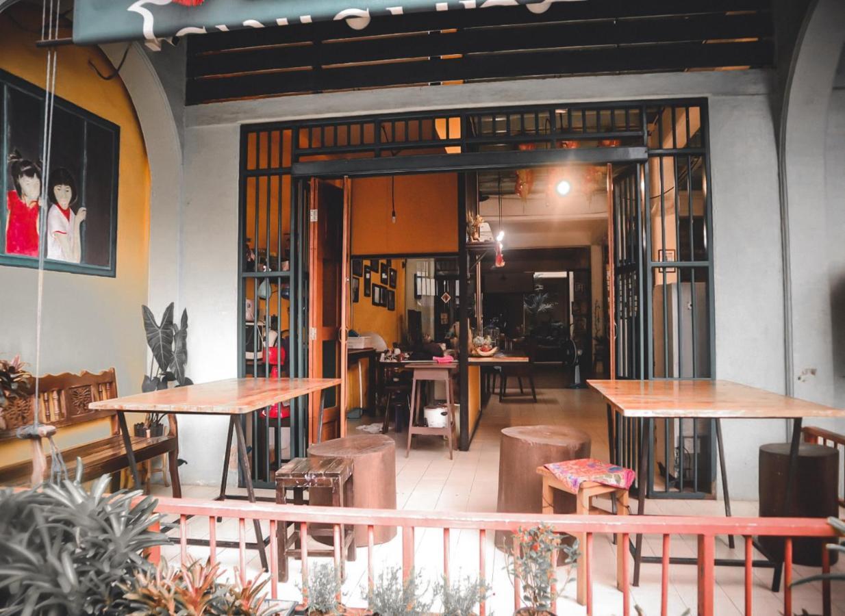 Thaweesuk Heritage Homestay Пхангнга Экстерьер фото