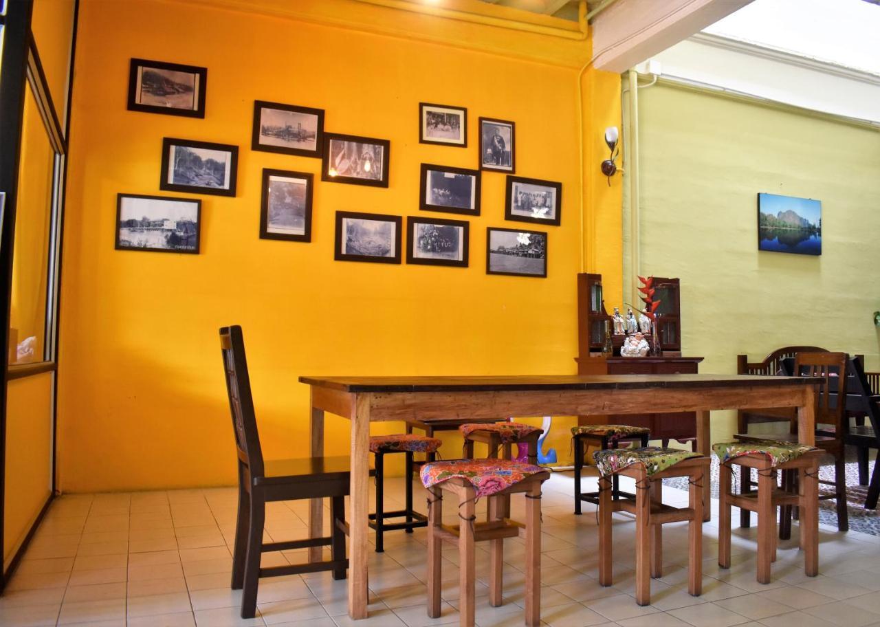 Thaweesuk Heritage Homestay Пхангнга Экстерьер фото